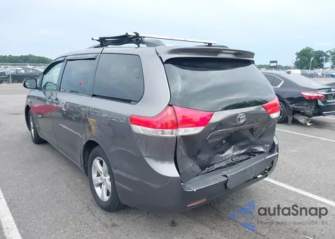 2011 Toyota Sienna Le V6 из США, поврежденный, VIN 5TDKK3DC8BS102185